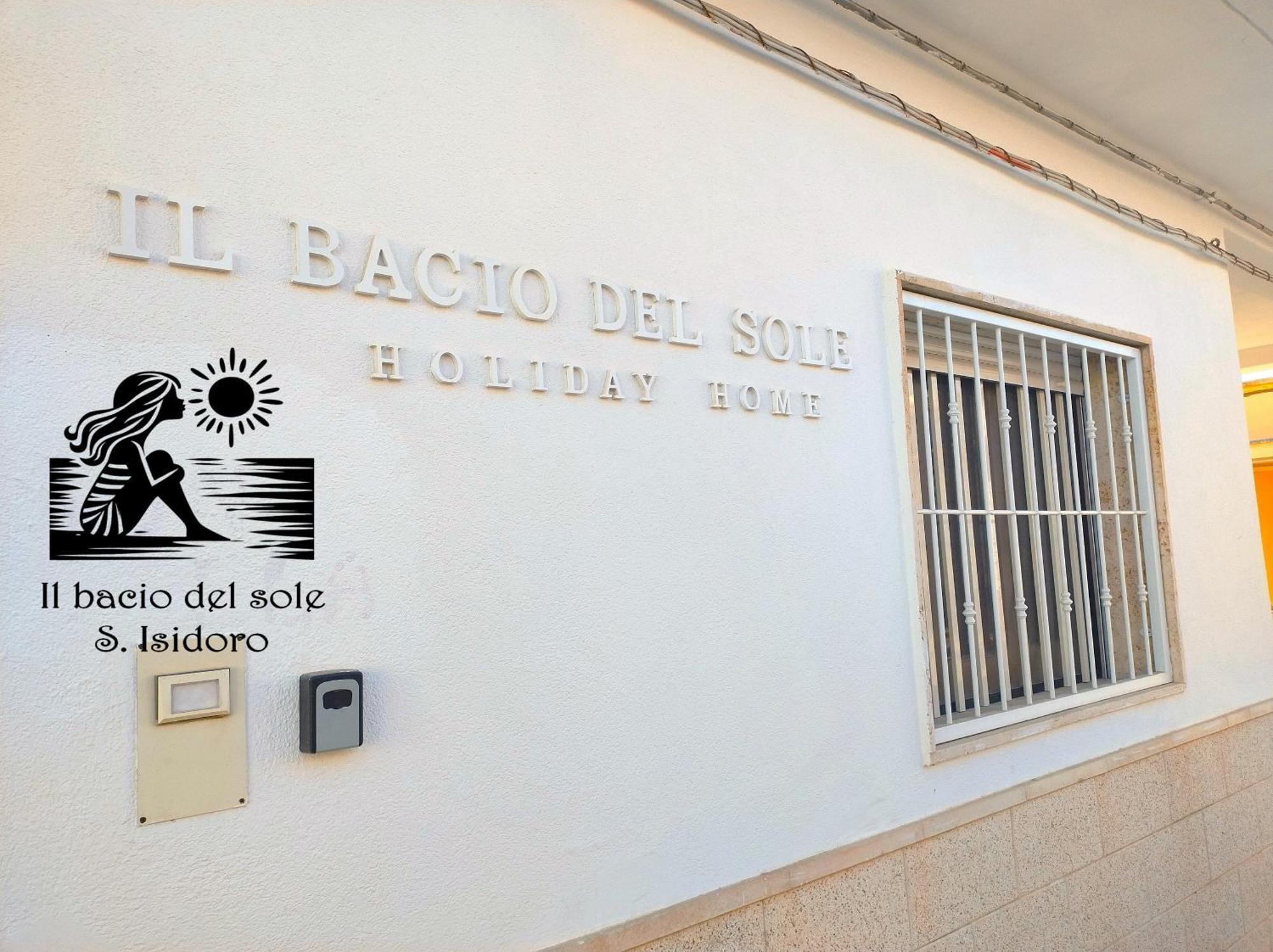 Il Bacio Del Sole - S. Isidoro Lejlighed Sant Isidoro  Eksteriør billede